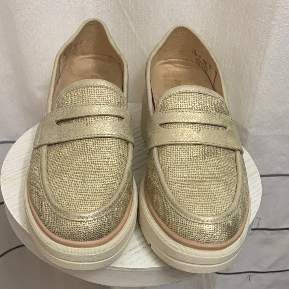 Dr. Scholl's Nice Day Max Platform Loafers in Metallic Gold Shimmer